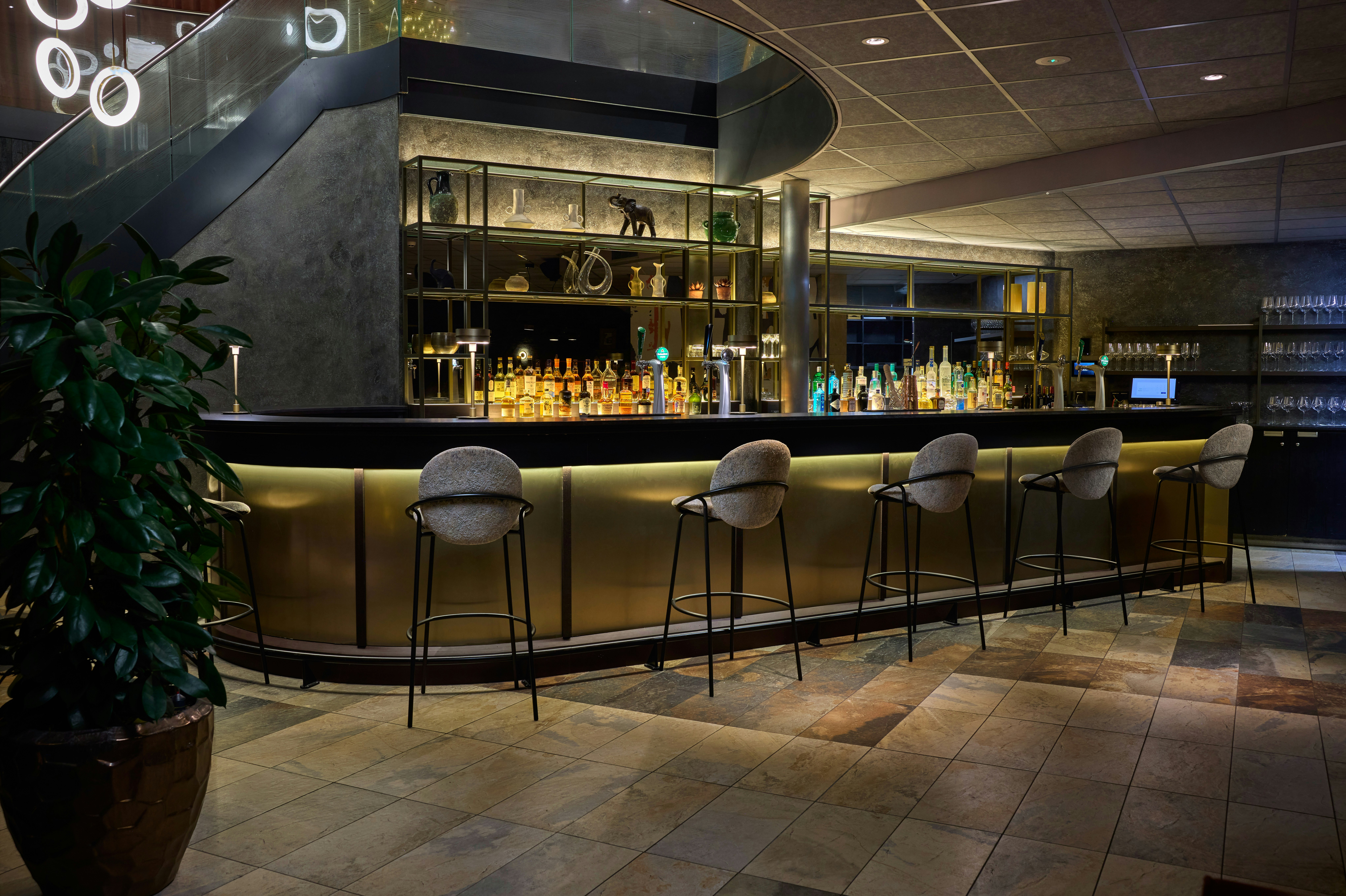 Haven Hotel Rotterdam, Curio Collection by Hilton 50/57