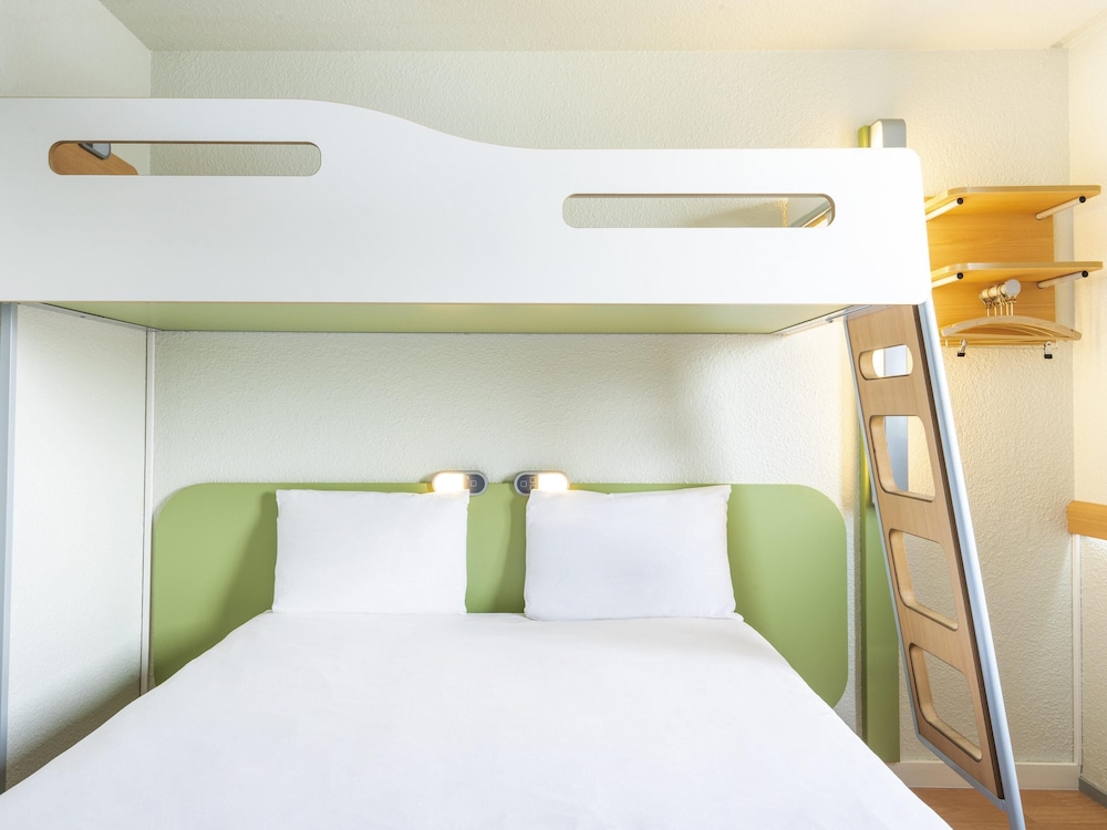 ibis budget Paris Porte de Bercy 23/40