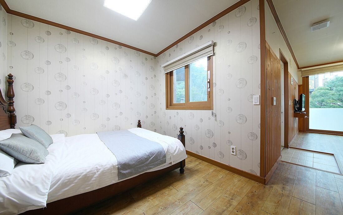 Condo, Queen Bed
