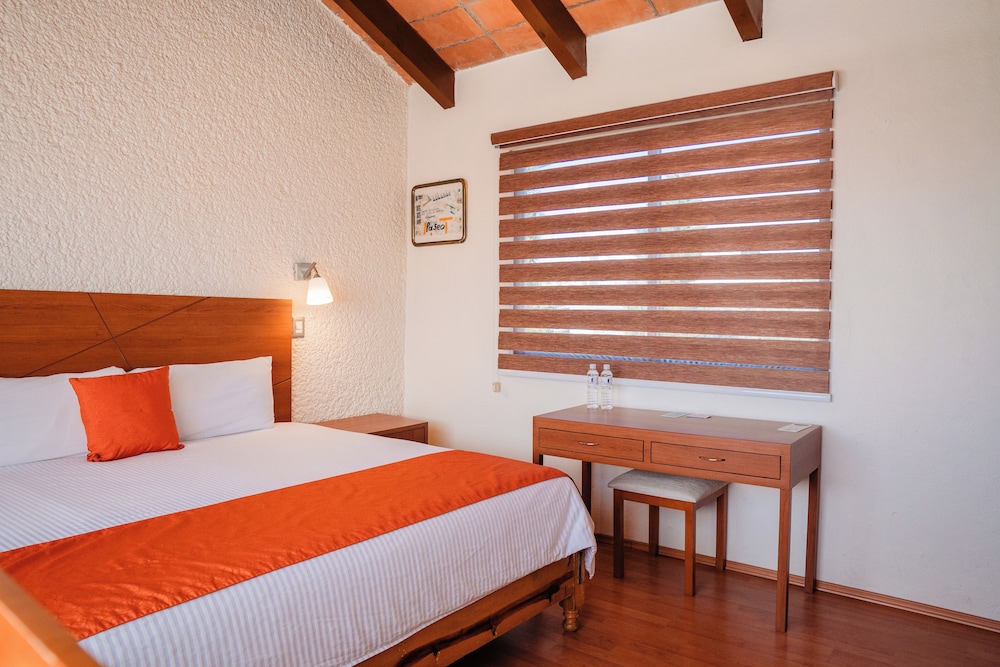 Hotel Del Angel 4/50