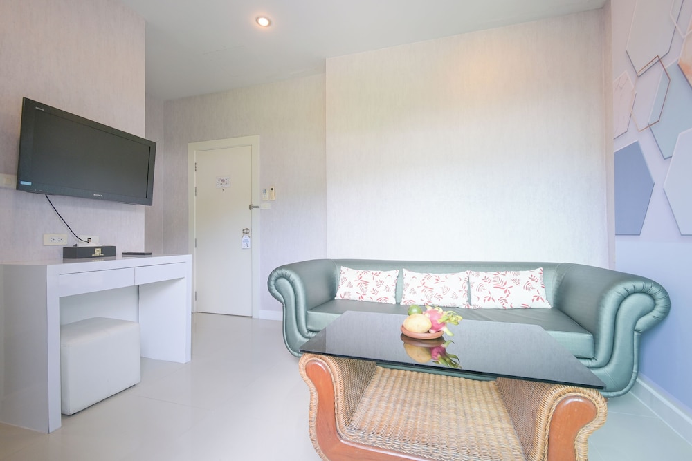 Sino Maison Hotel 38/50