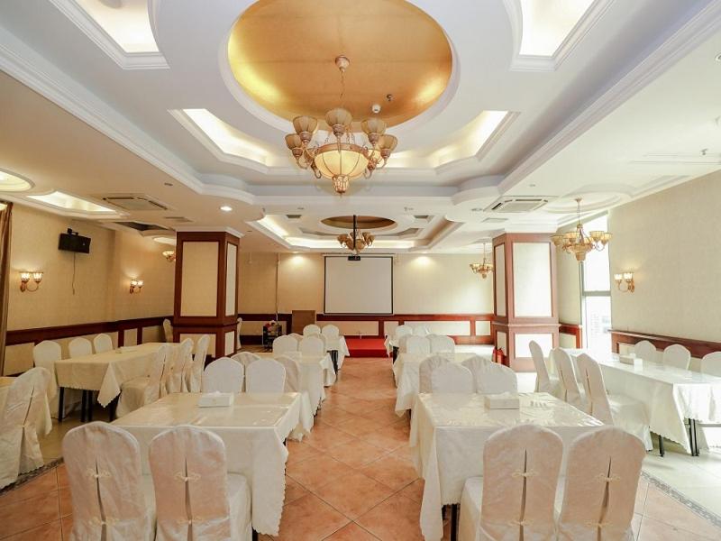 Vienna Hotel (Dongguan Houjie Wanda Plaza) 17/18