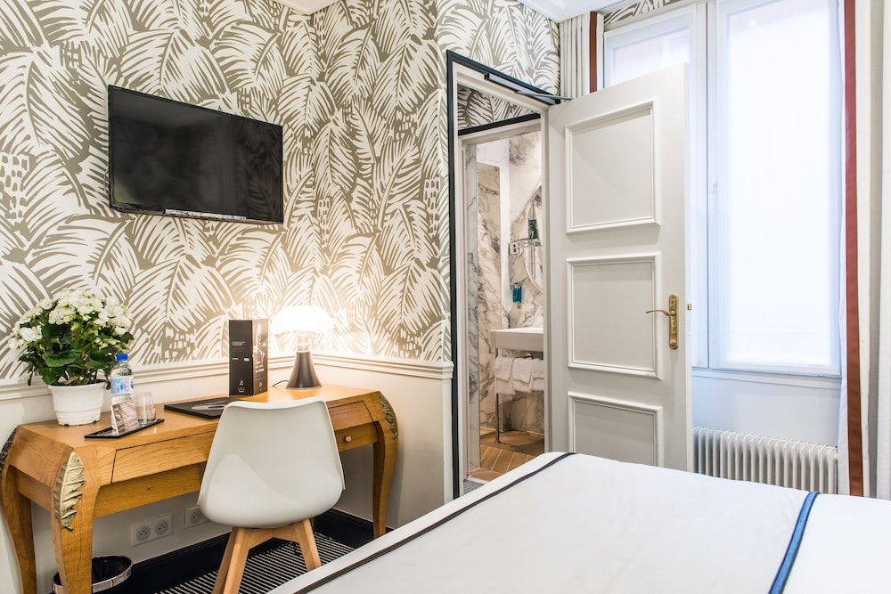 Hotel Jardin Le Brea 28/76