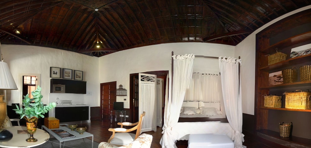 ISLA BAJA SUITES 44/72