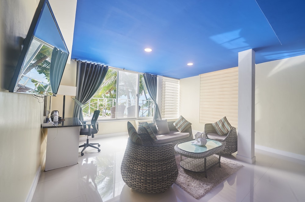 Boracay Ocean Club Beach Resort 46/77