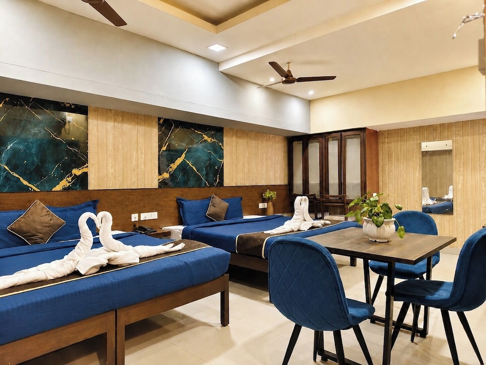 OYO Rooms off Aurobindo Ashram 51/65