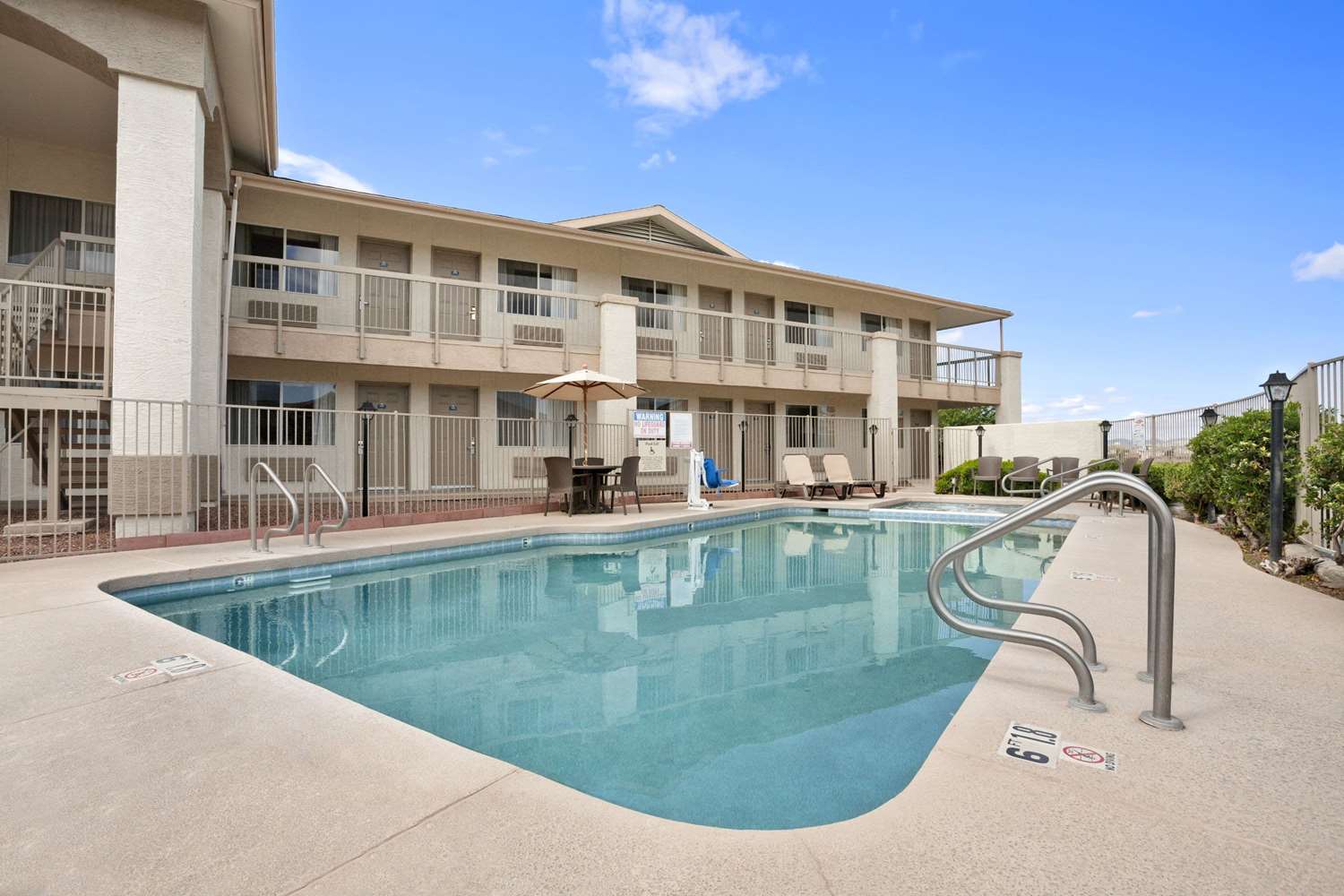 Days Inn by Wyndham Globe, Arizona 3/21