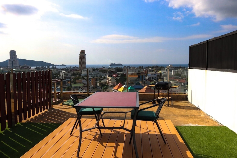 Oceanview Treasure Hotel & Residence 43/58