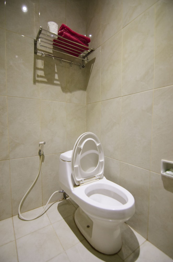 Fora Guest House Taman Lingkar 32/33