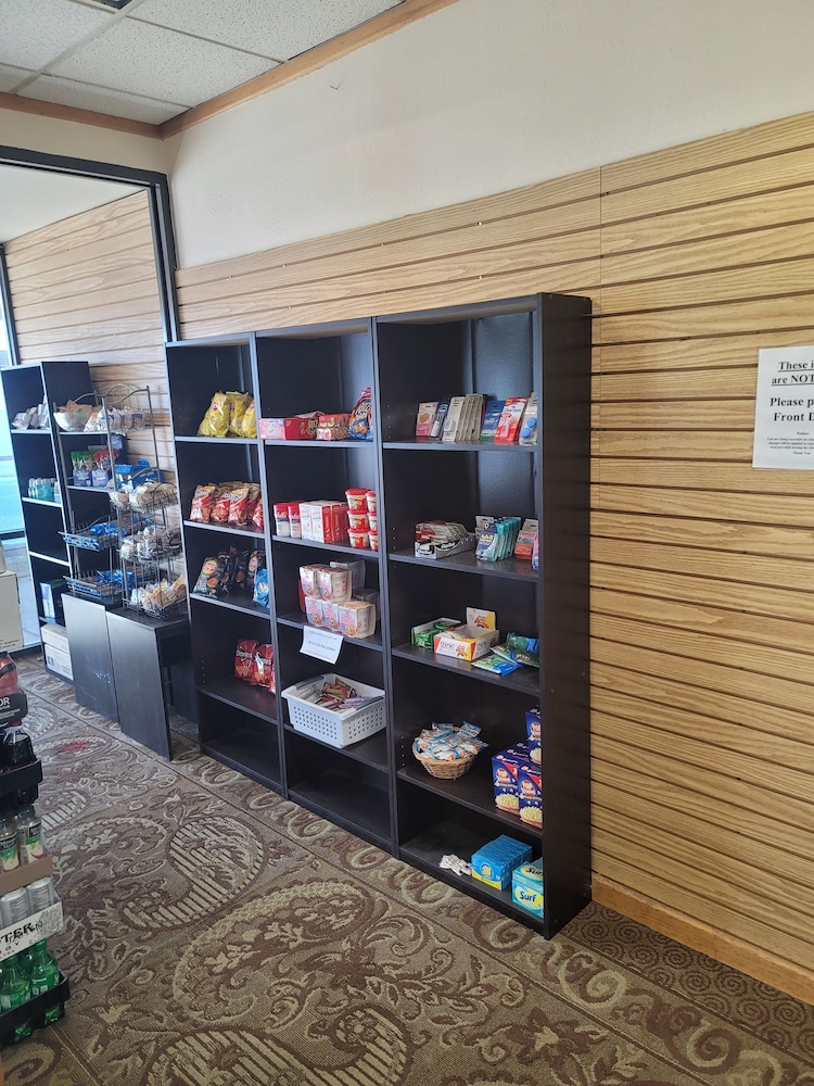 Budget Inn Laramie (Ex Ramada) 11/23