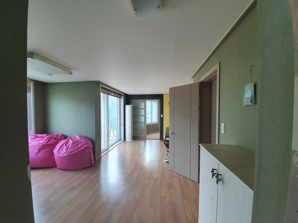 Gapyeong Apple Lodge Pension 23/50
