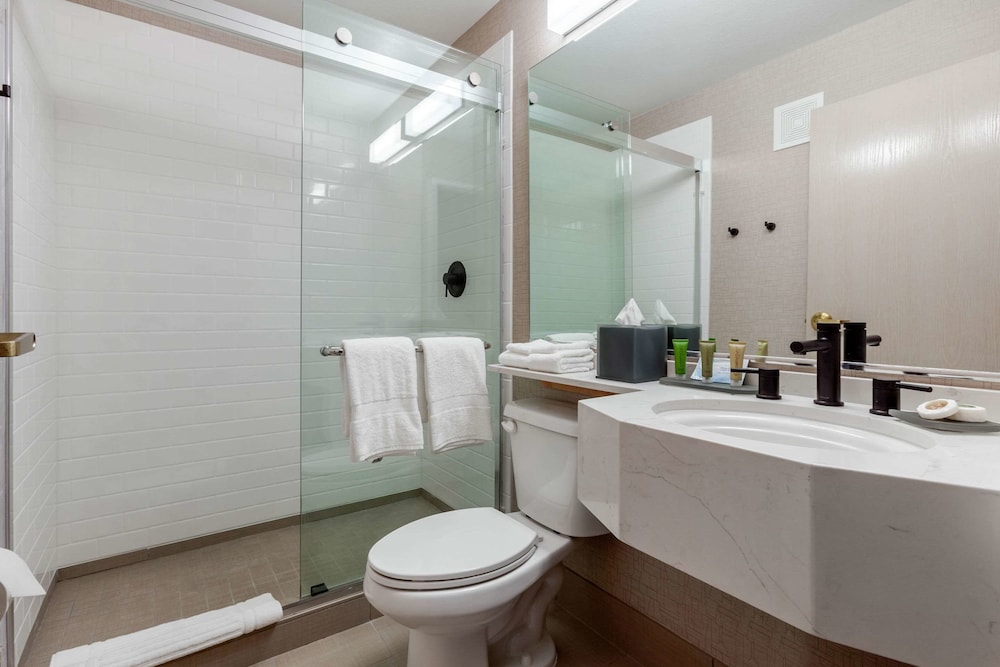 La Quinta Inn & Suites by Wyndham Tempe University / Phoenix 59/60