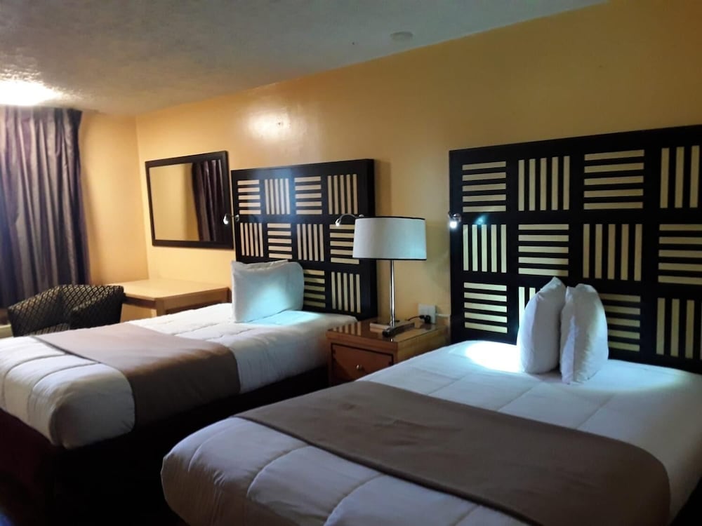 Motel M Lewisburg 3/42