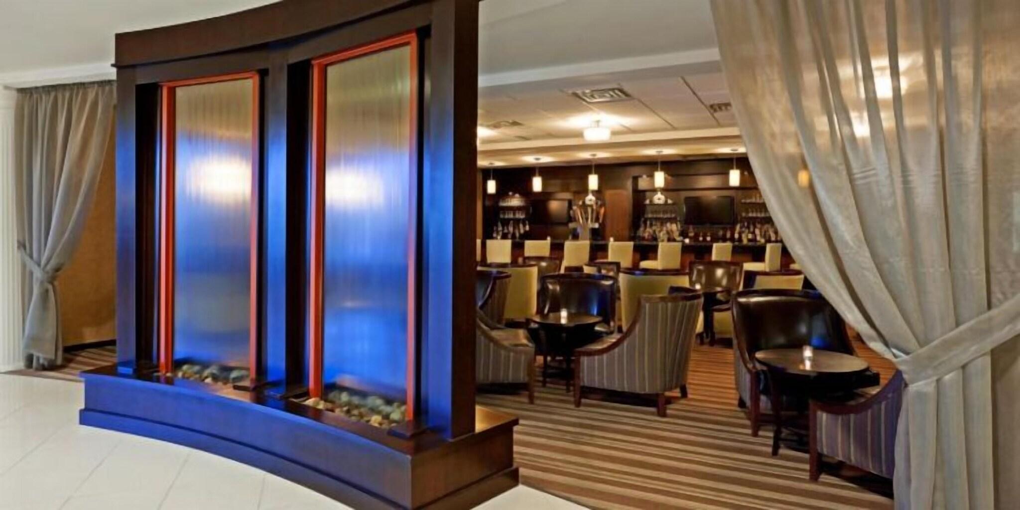 Armoni Inn and Suites 28/57