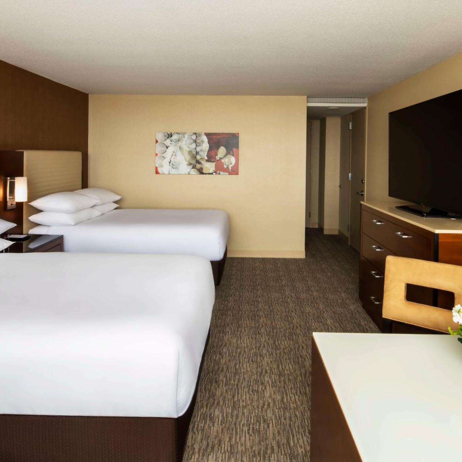 Room, 2 Double Beds, Bathtub, Accessible