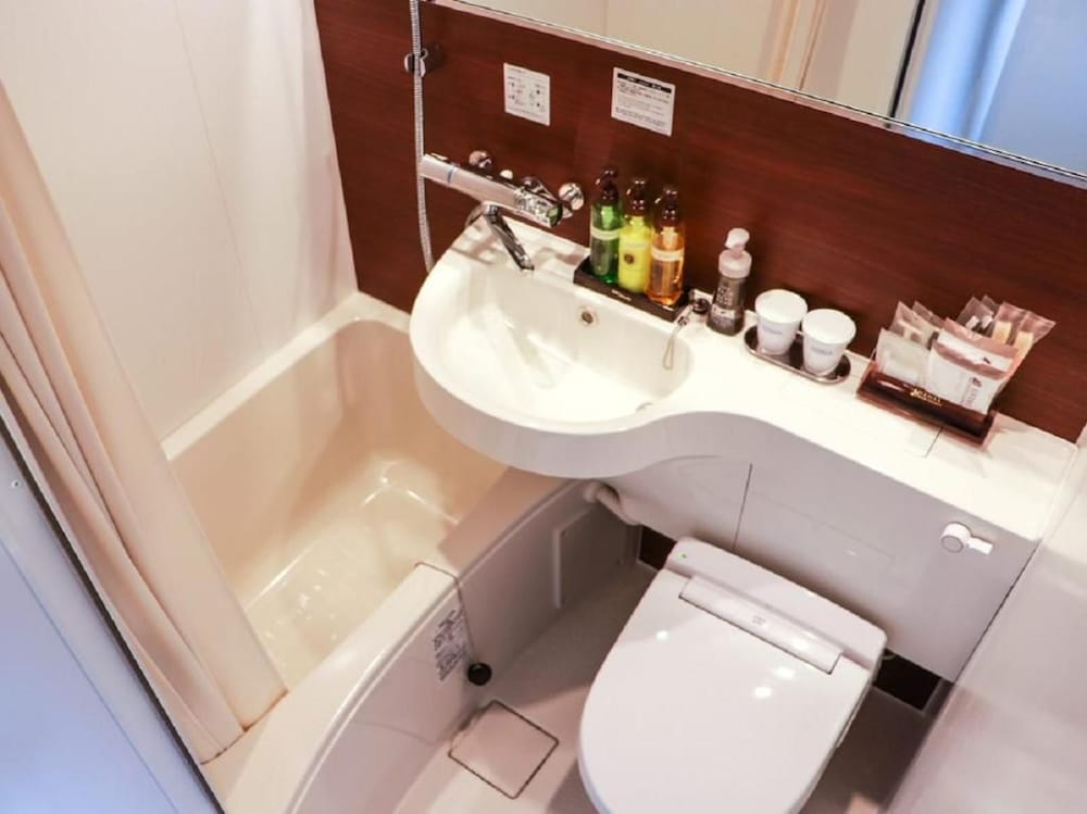 Hotel Livemax Chibaminato Ekimae 20/21