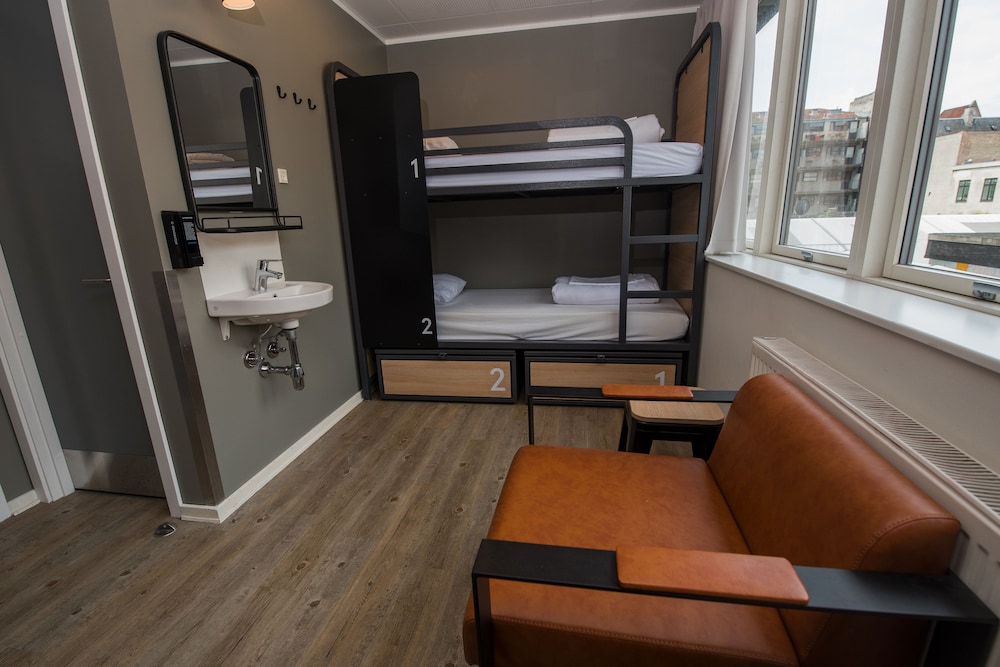 Private, 4 Beds، Generator Hostel Copenhagen 4/6