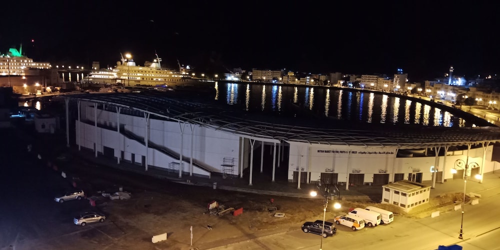 OYO 137 Marina Hotel 54/58