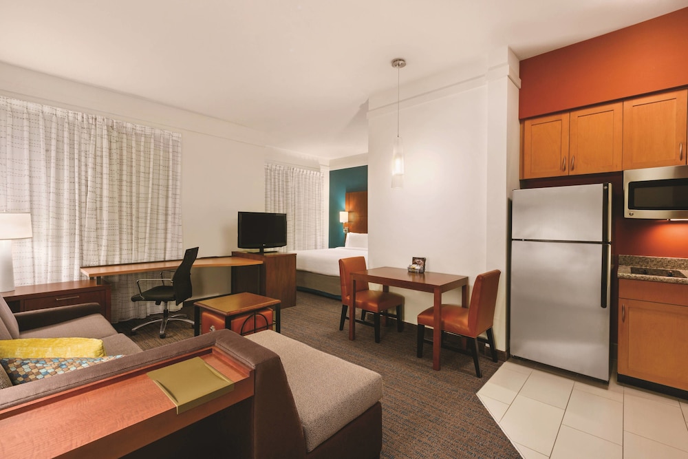 Residence Inn Greenville 13/24