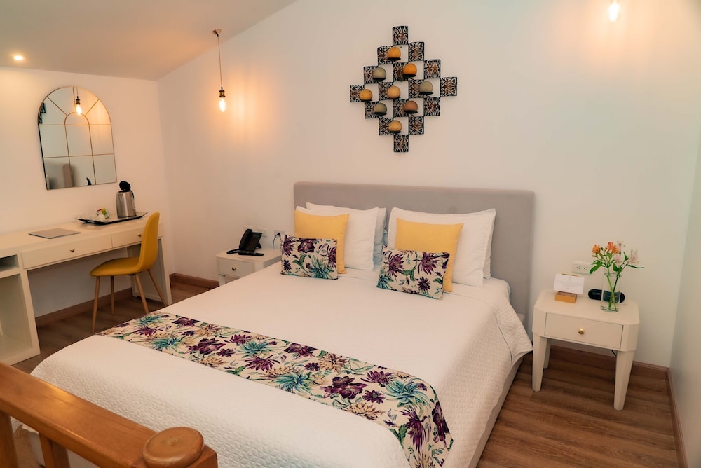 COMFORT, DOUBLE BED
