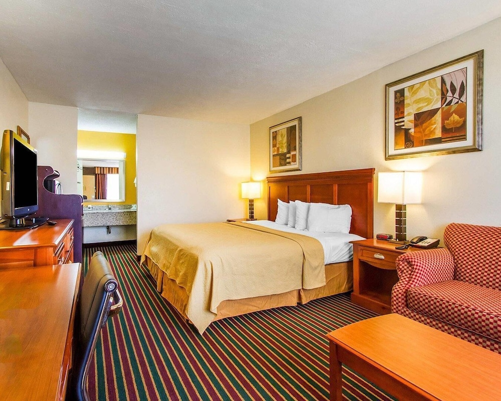 غرفة بسرير كينج، Quality Inn Dyersburg I-155 2/3