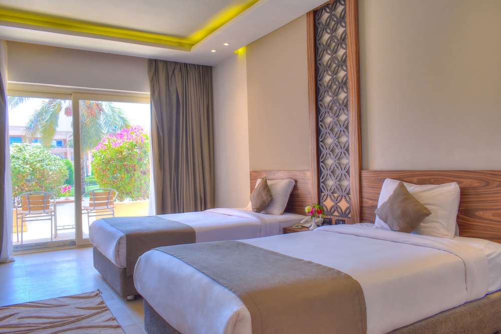 Jasmine Palace Resort and Spa 22/72