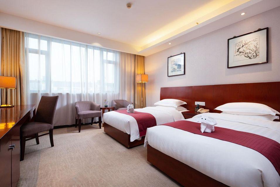 Business, Twin Beds