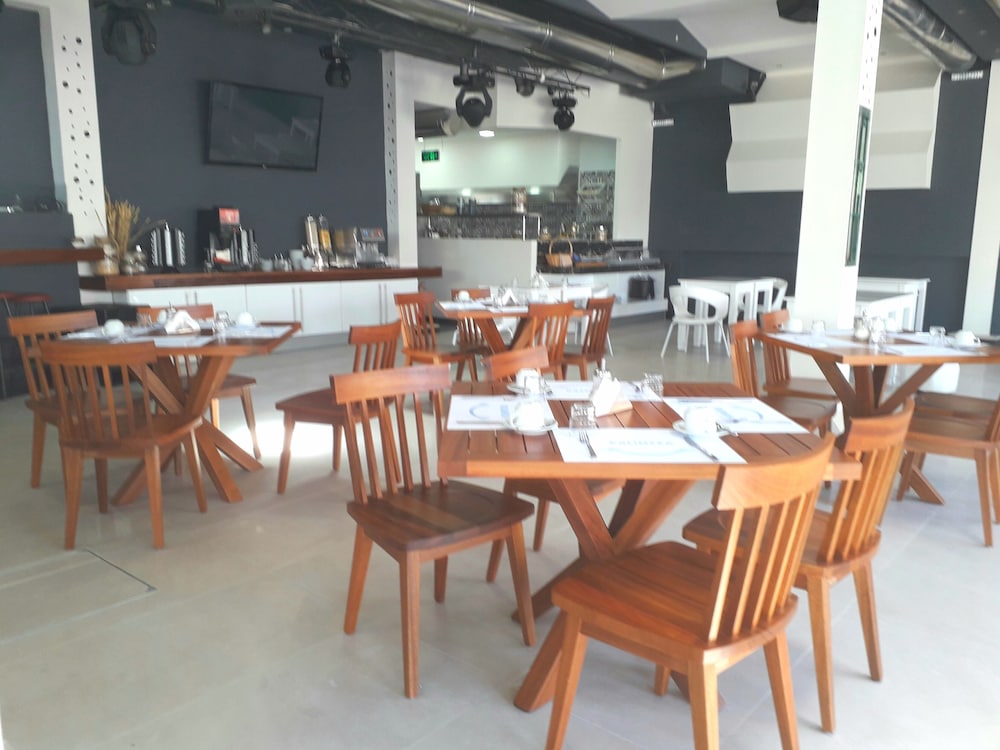 Dionisos Hotel 36/46