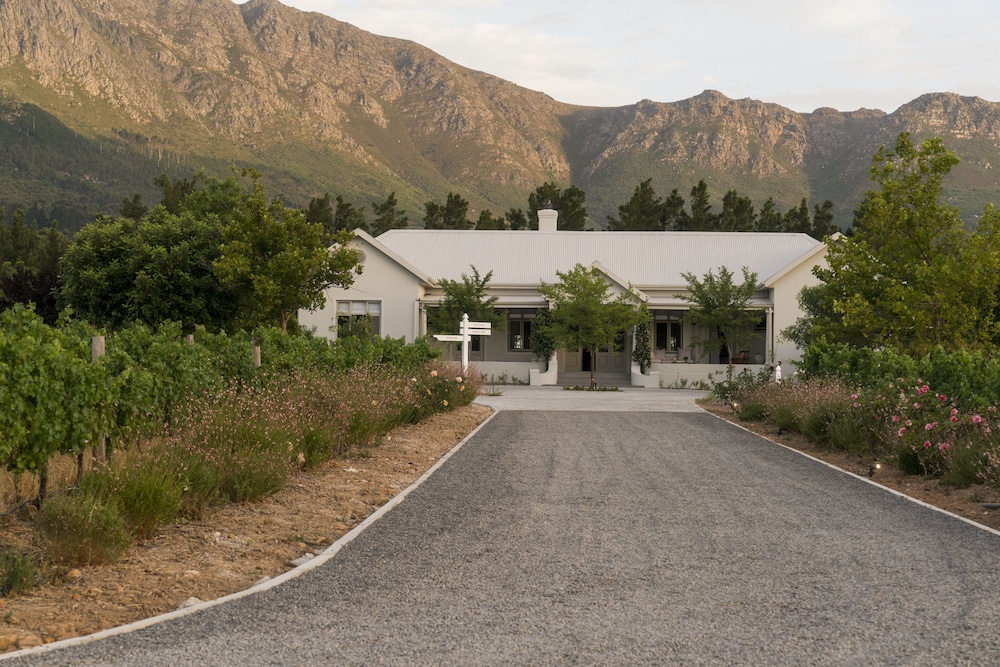 Cape Vue Country House 29/37