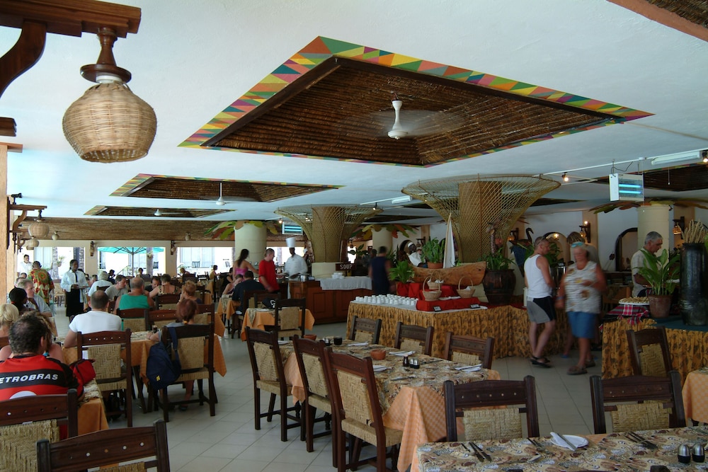 Bamburi Beach Hotel 52/74