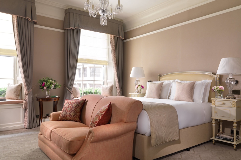 Shelbourne Hotel 43/55