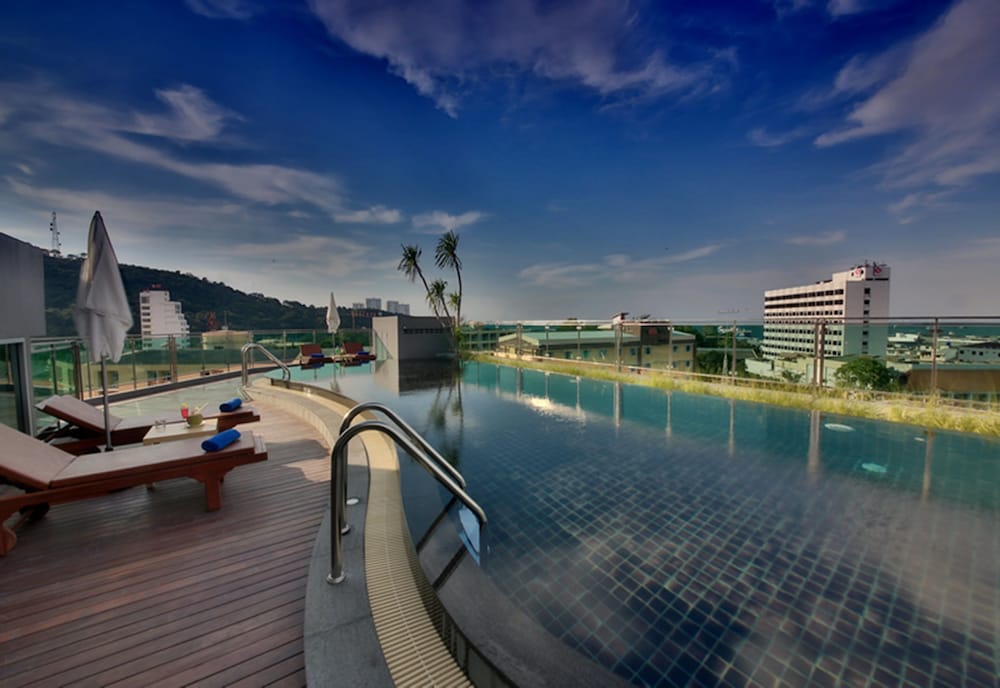 The Sun Xclusive Hotel 54/63