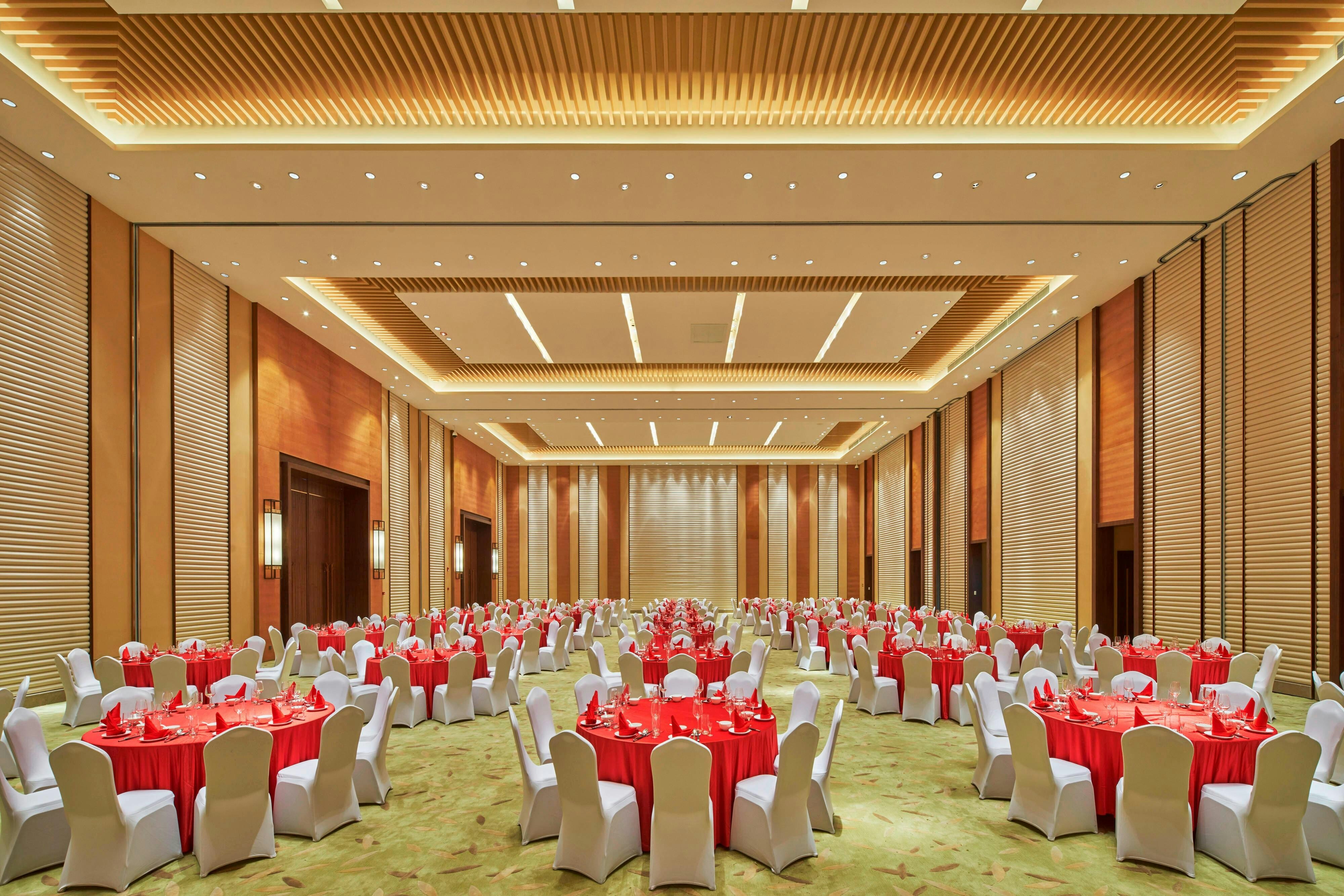 Four Points By Sheraton Chengdu Pujiang Resort 35/37