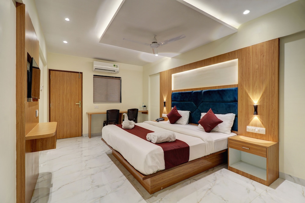 Hotel Kurla Residency 7/32