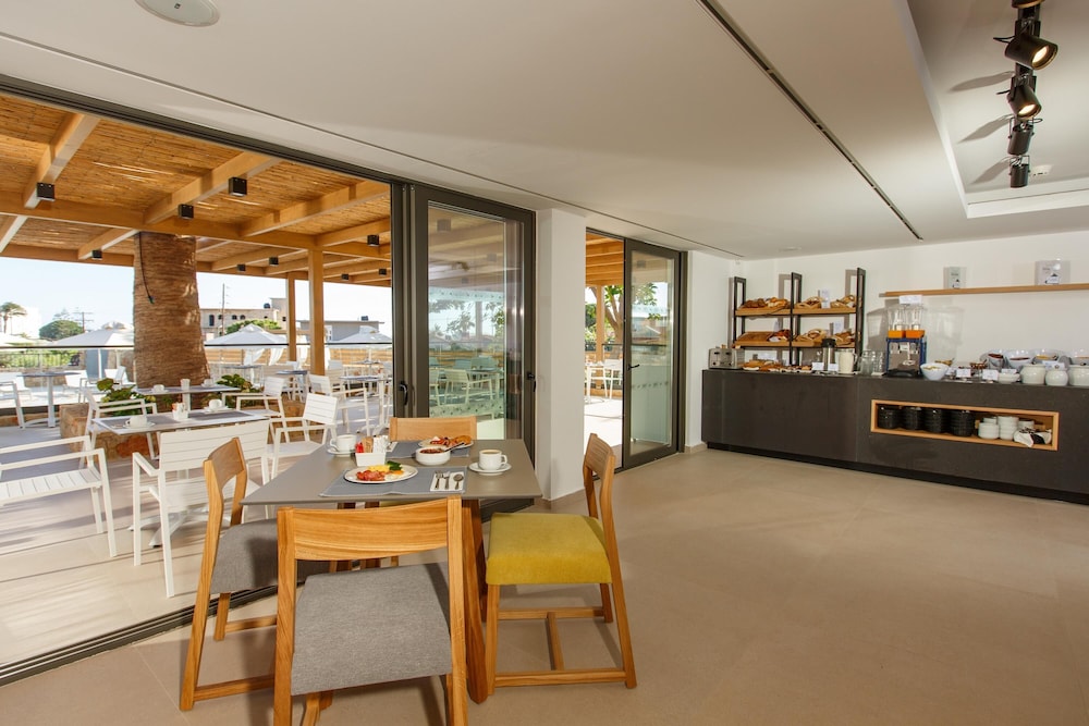 ALOE Boutique Hotel powered by Anissa Beach 62/62
