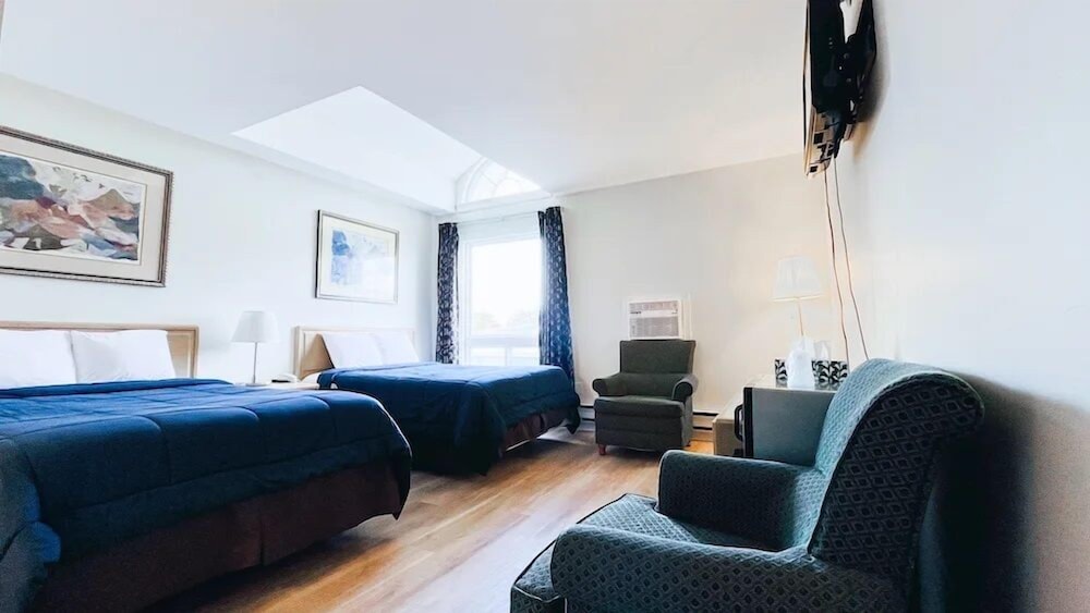 Commons Inn 22/46