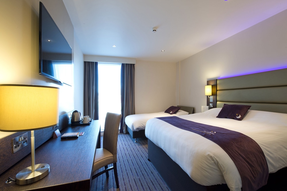 Premier Inn Blackburn Town Centre 18/27