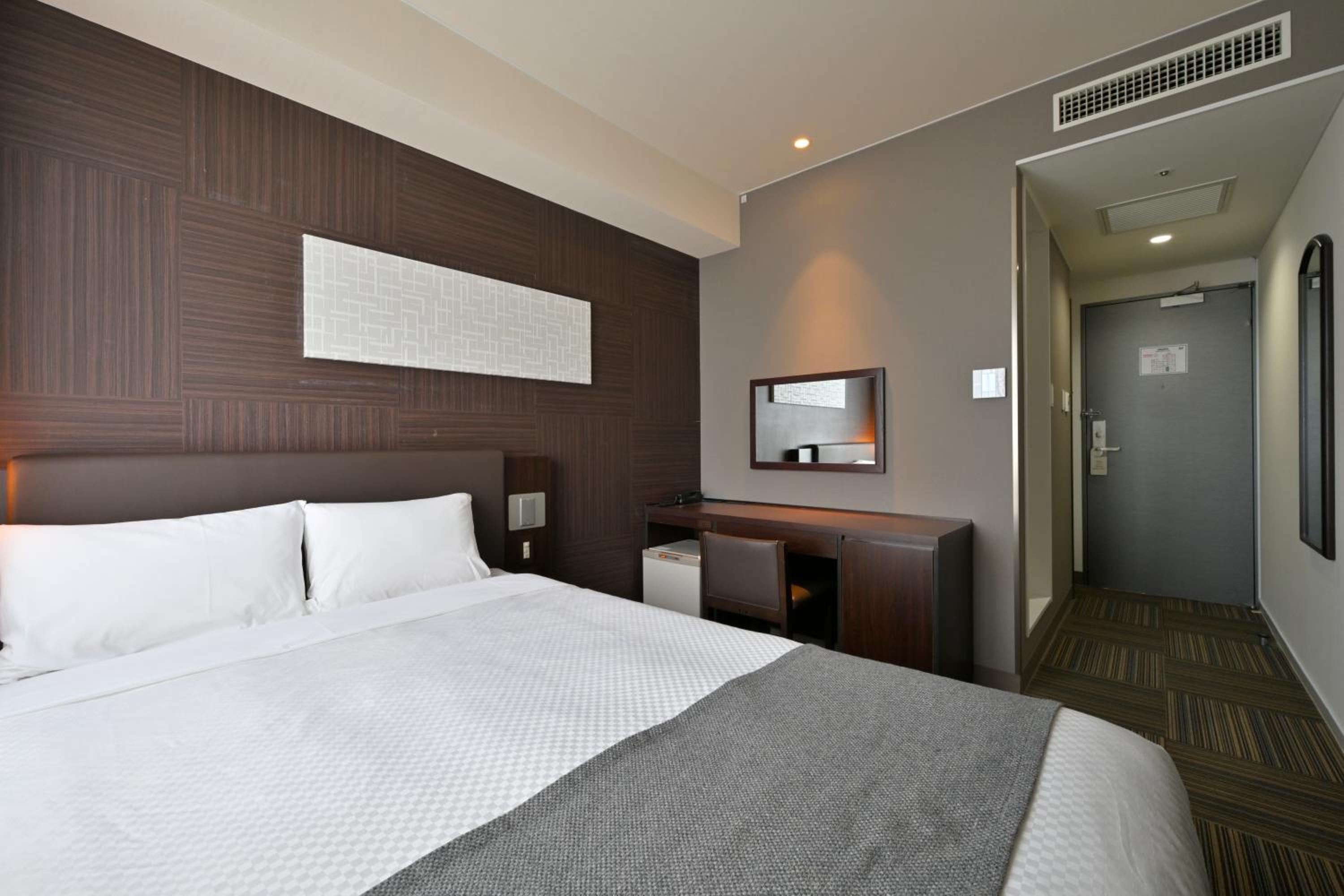 Deluxe, Double Bed, Lake Side, Annex