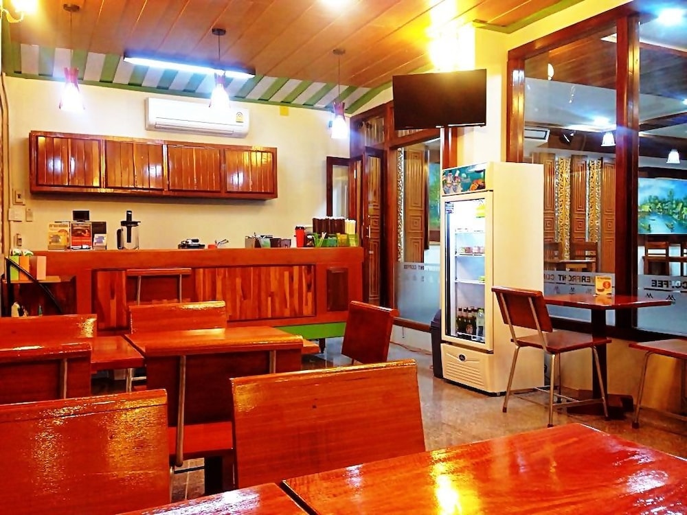 Riverfront Hotel Mukdahan 20/28