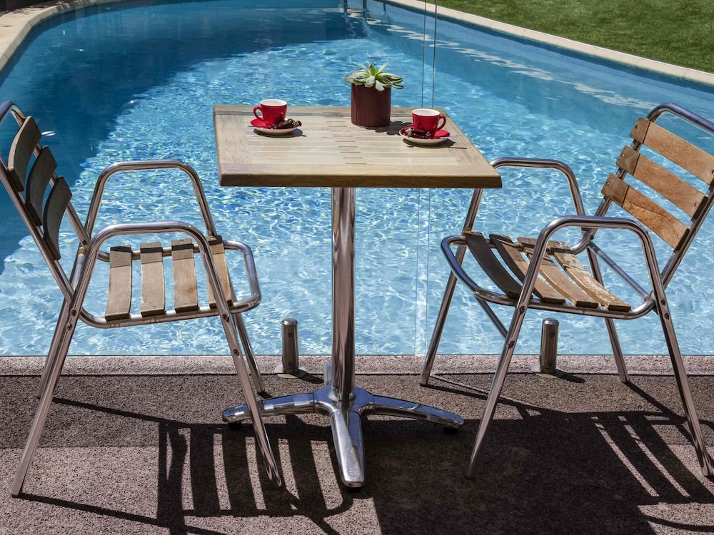Ibis Hyeres Centre 25/50