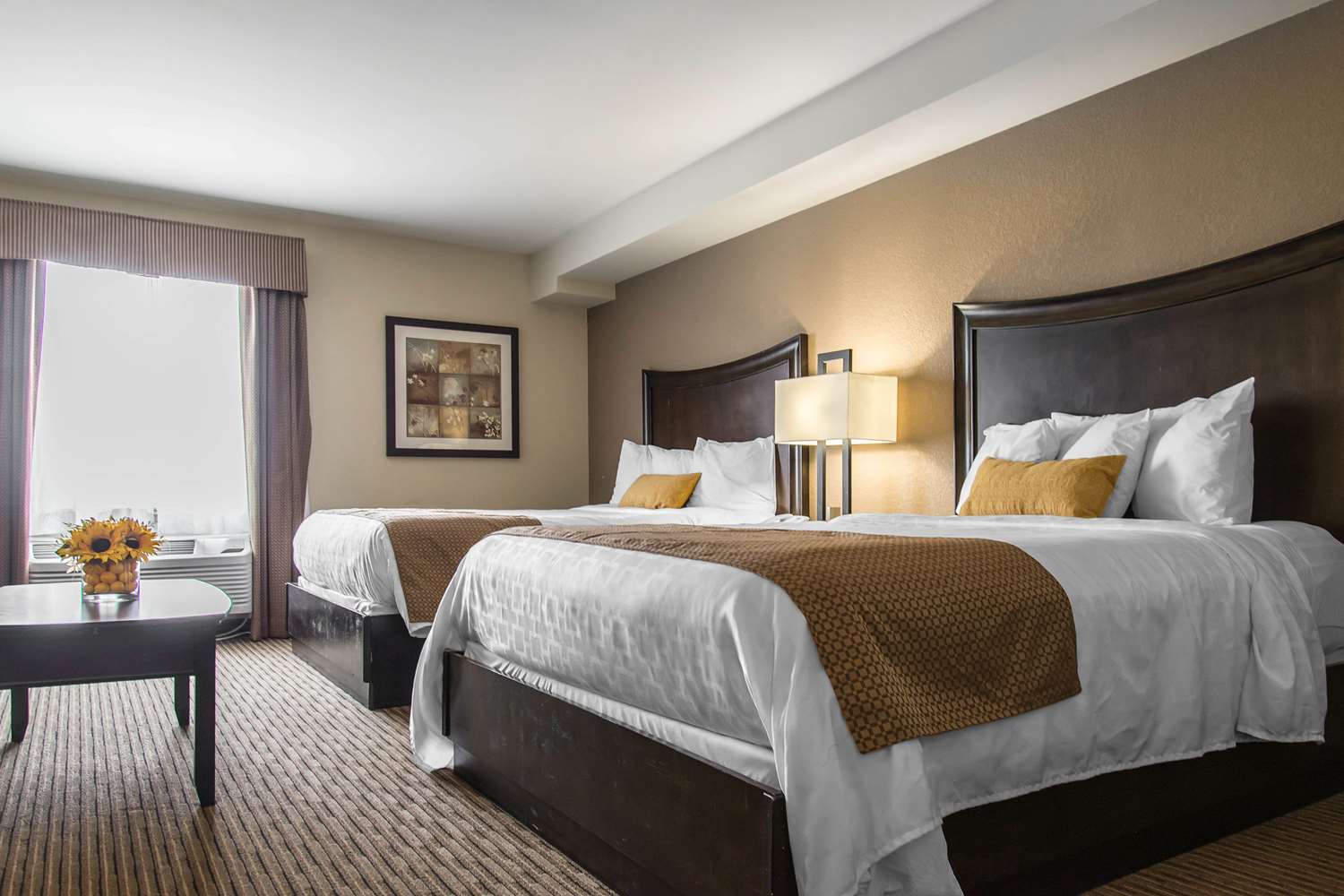 Efficiency, Suite, 2 Queen Beds
