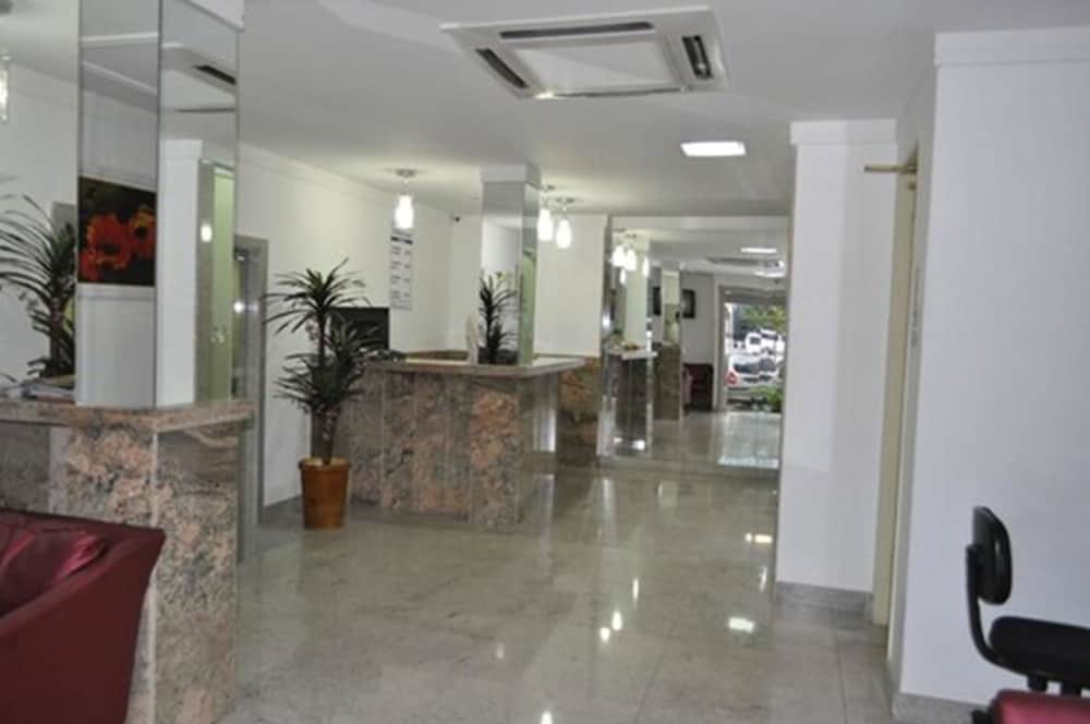 Diplomata Hotel 4/27
