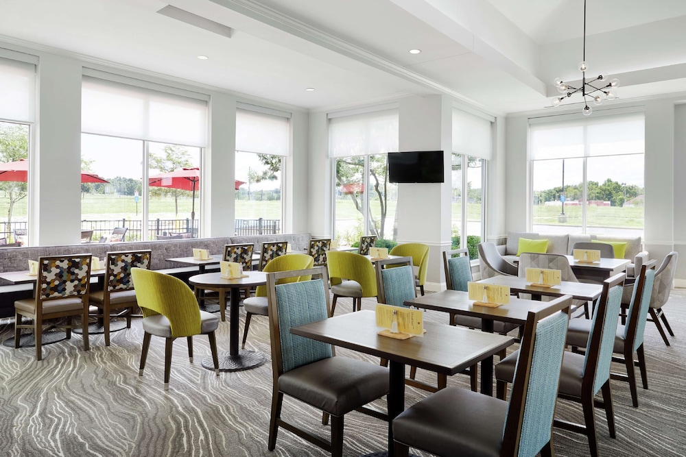 Hilton Garden Inn Cincinnati Northeast 26/44