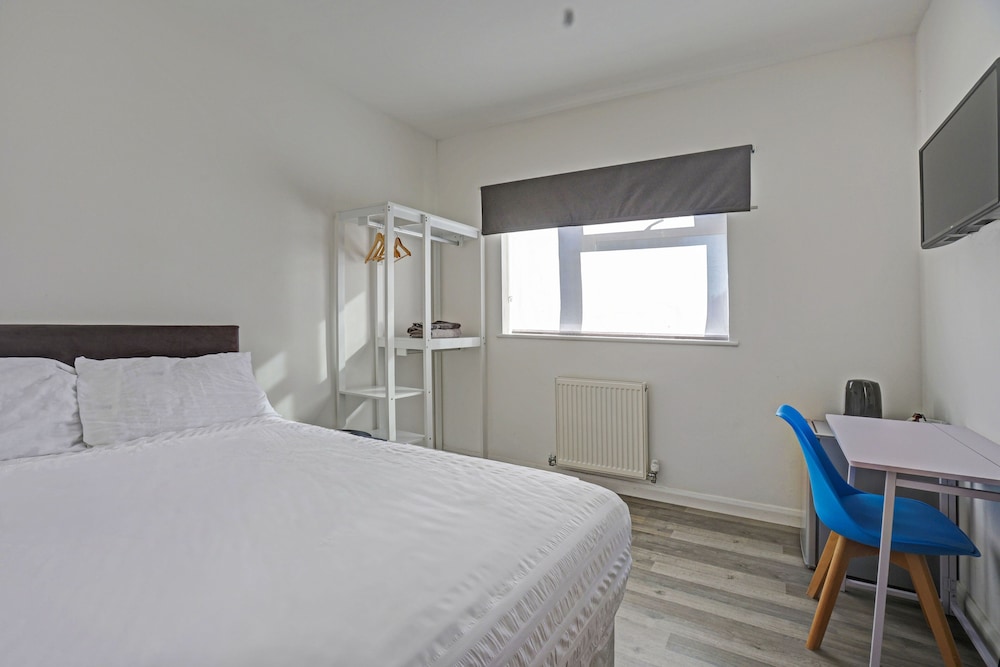 OYO Hathern Hotel 11/60