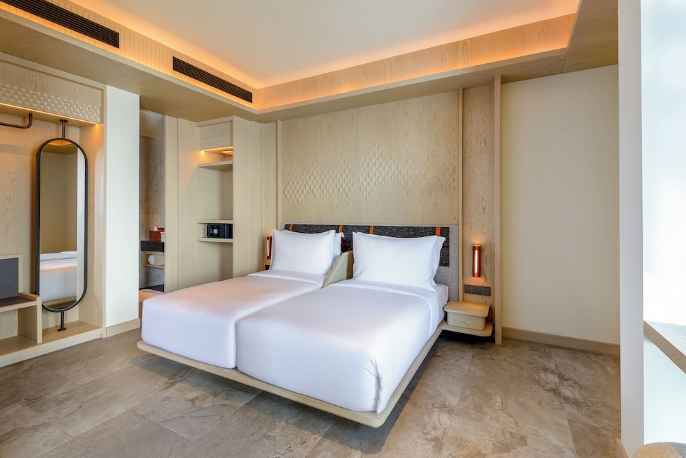 2 BEDROOMS, FAMILY SUITE