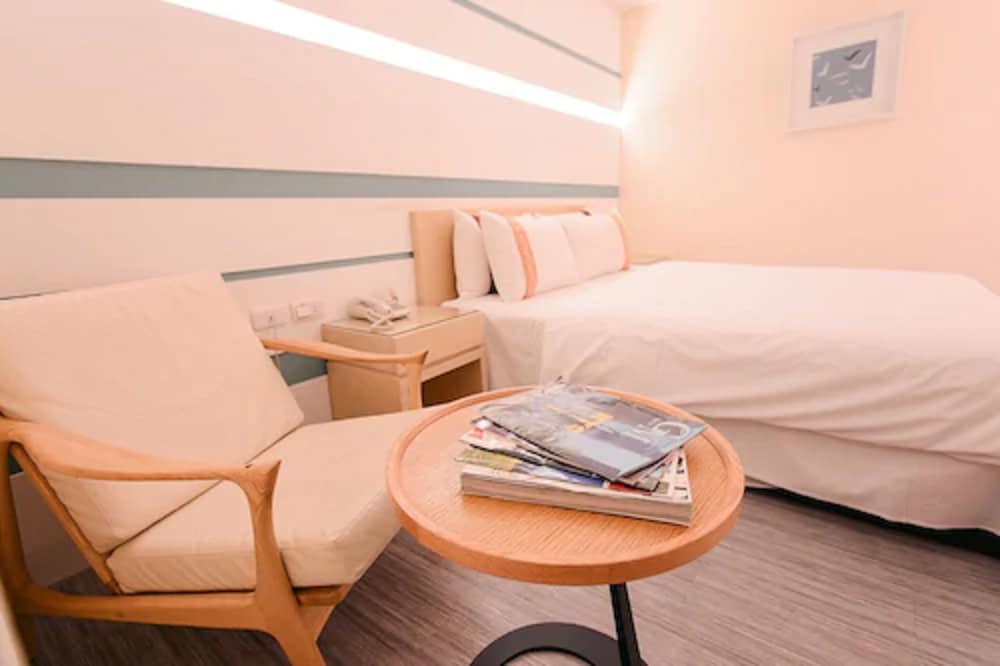 غرفة قياسية بسرير مزدوج، Kiwi Express Hotel - Kaohsiung Station 2/2