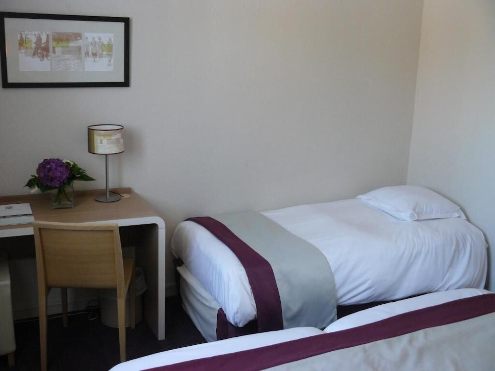 Hotel Red Fox 20/61