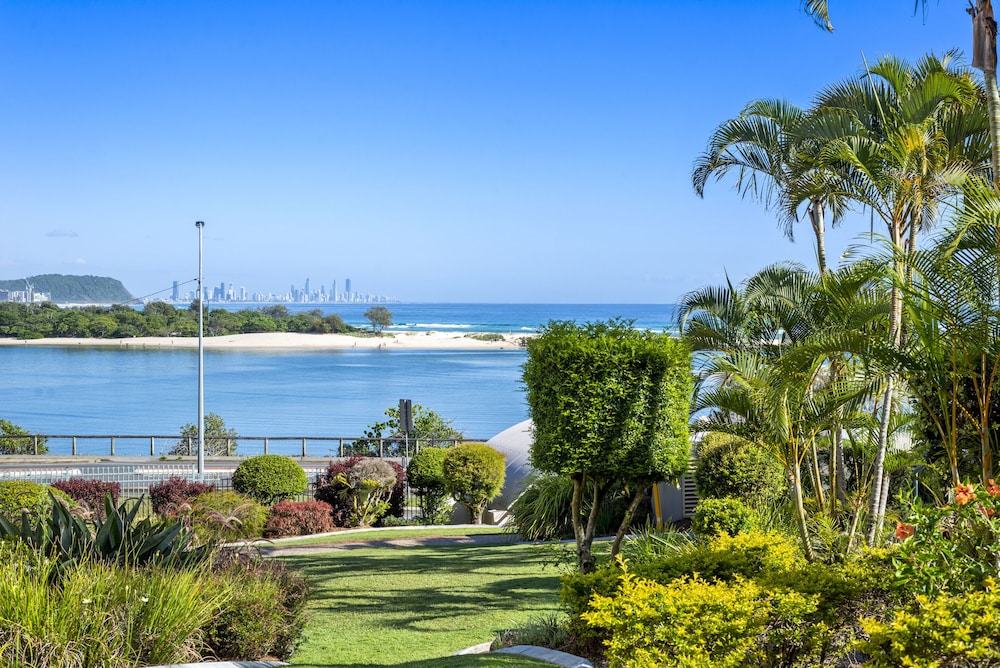 LITTLE COVE CURRUMBIN 65/70