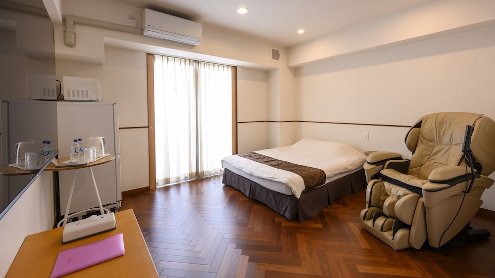 THEATER, DOUBLE BED, SAUNA