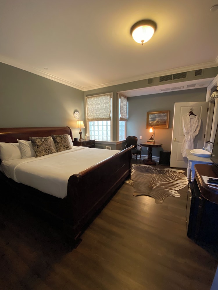 The Dutchess Inn and Spa at Beacon 15/50